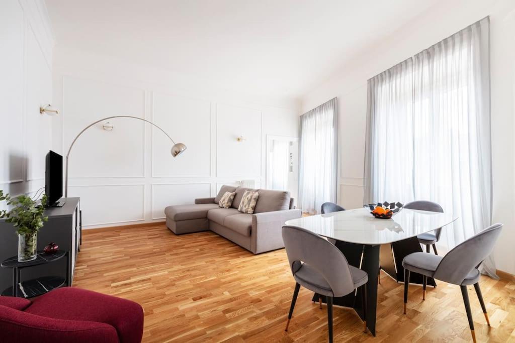 Sjr Luxury Apartment Trevi Fountain Róma Kültér fotó